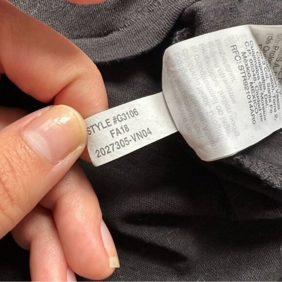 Madewell | Black Whisper Cotton V-Neck Short Sleeve T-Shirt | Size Medium - Picture 9 of 11